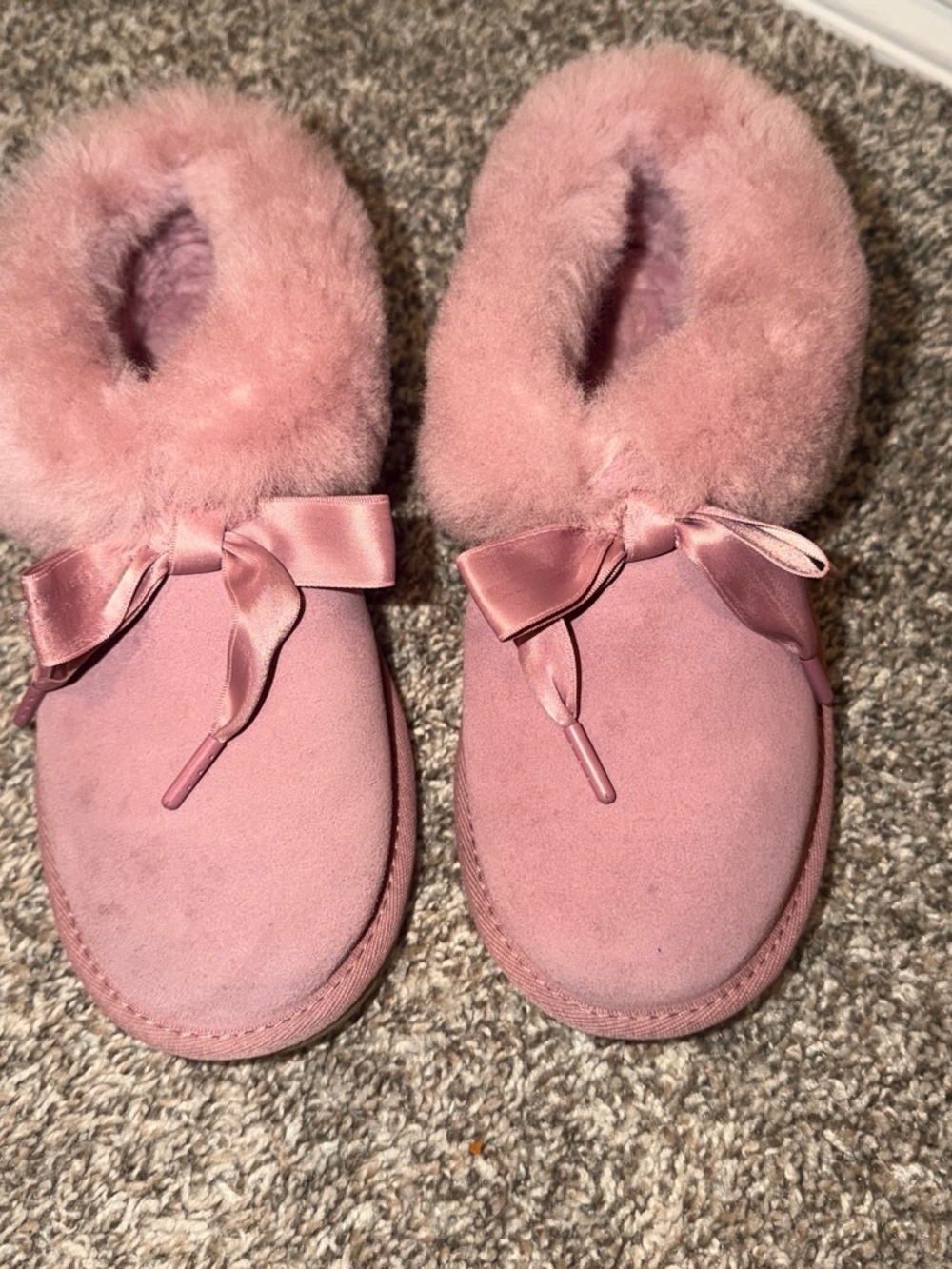 UGG Kids Pink Faux-Fur Bow Slip-On Slippers